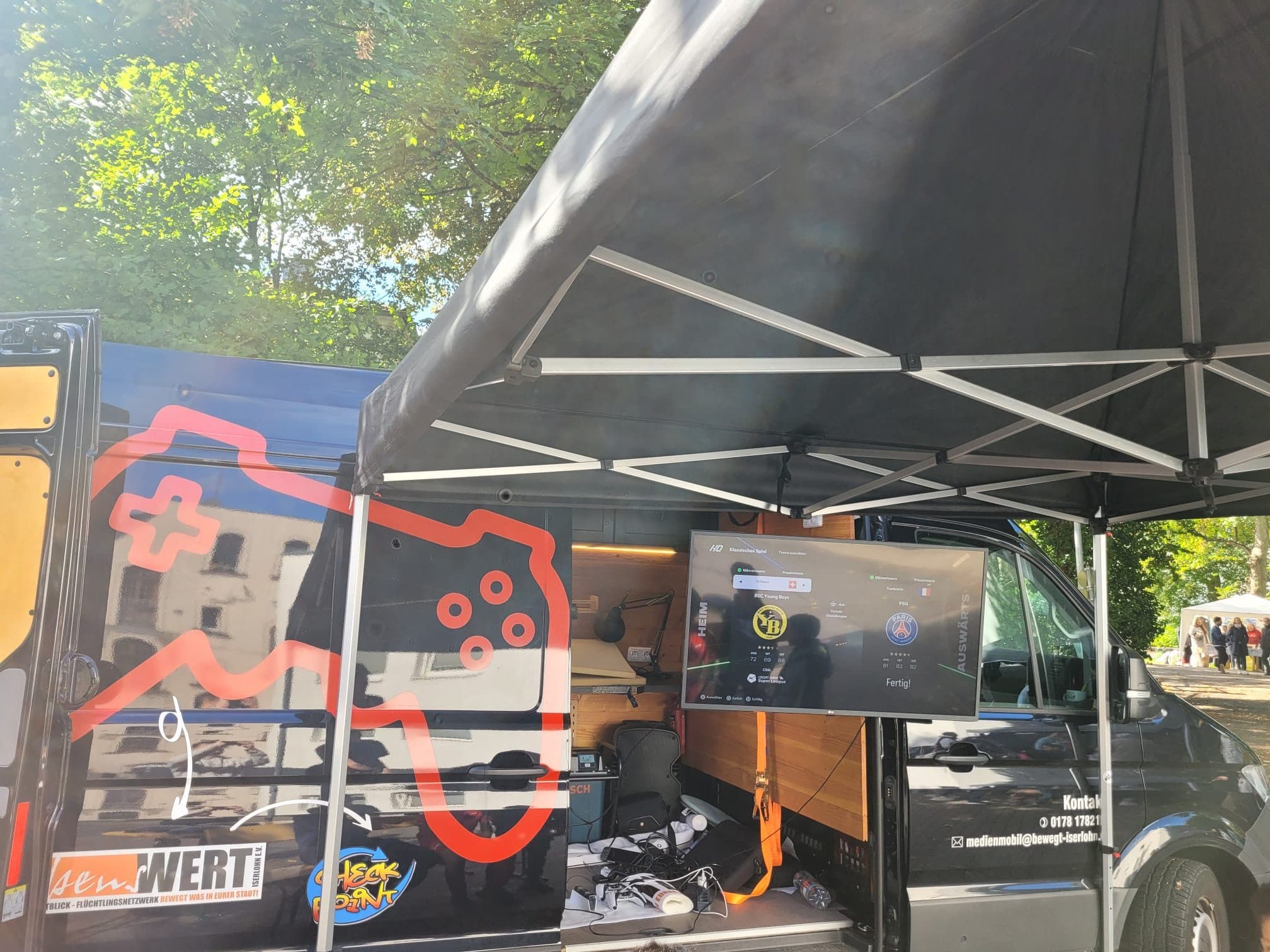 Medienmobil — Der Gaming-Van von LebensWERT im Einsatz